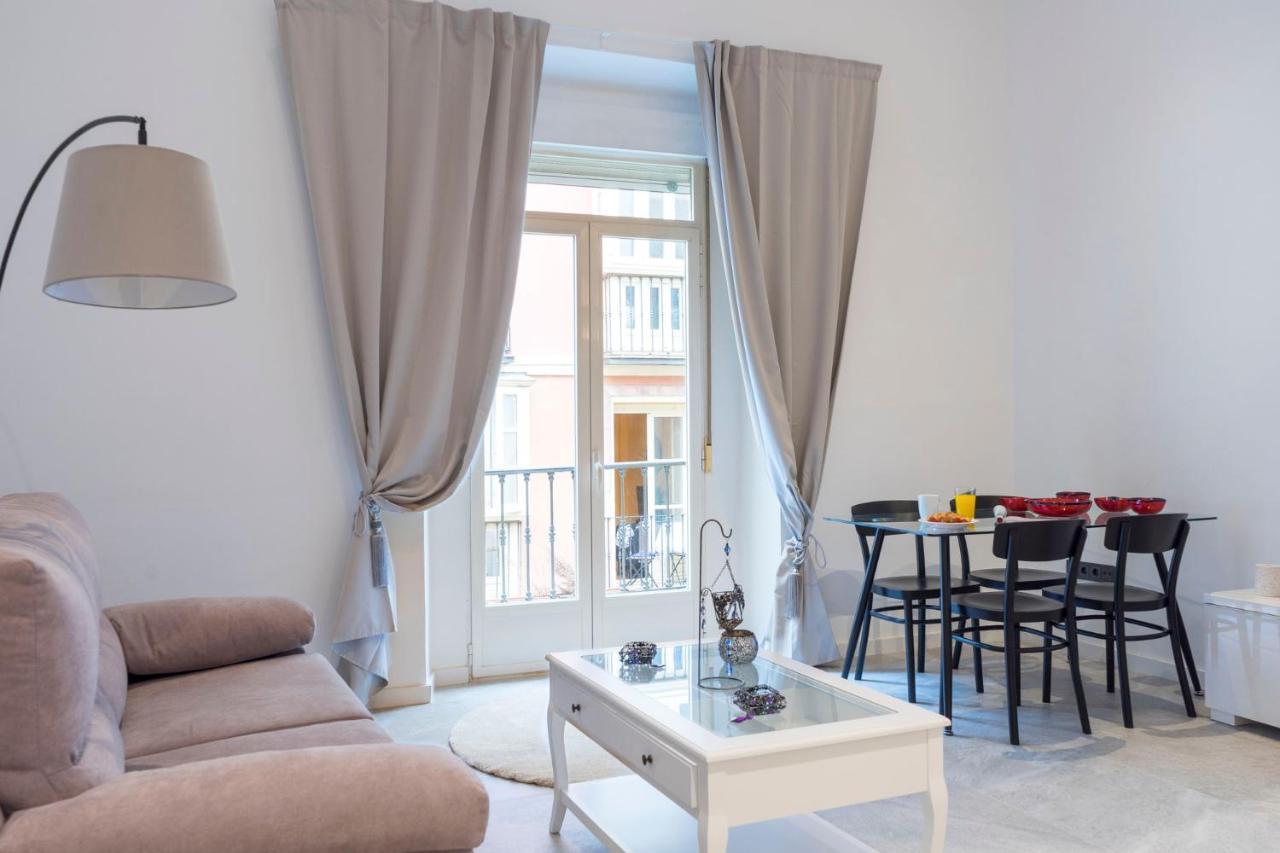 Appartement Acogedor Apartamento En Pleno Centro De Malaga By Sharingco Extérieur photo